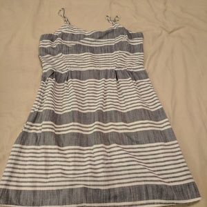 Old Navy dress
